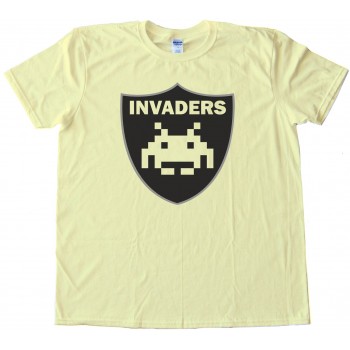 Invaders Raiders Retro Gaming Football - Tee Shirt